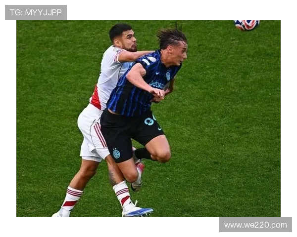 邓弗里斯换下后不满情绪引发齐沃支持愤怒球员的观点